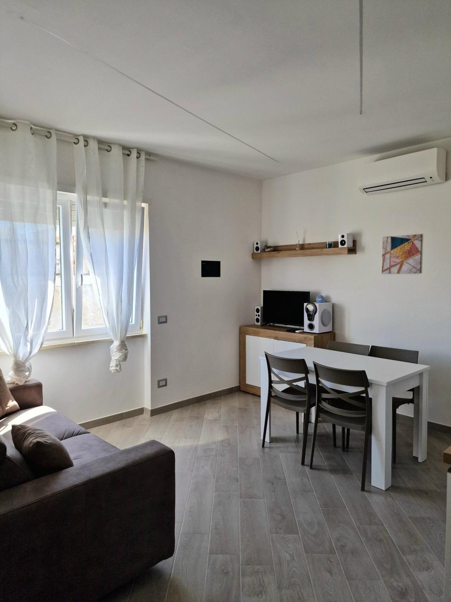 Tower Apartments Terracina Eksteriør bilde